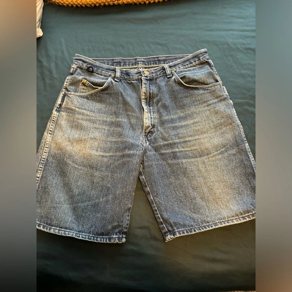 Wrangler women Bermuda 9” shorts